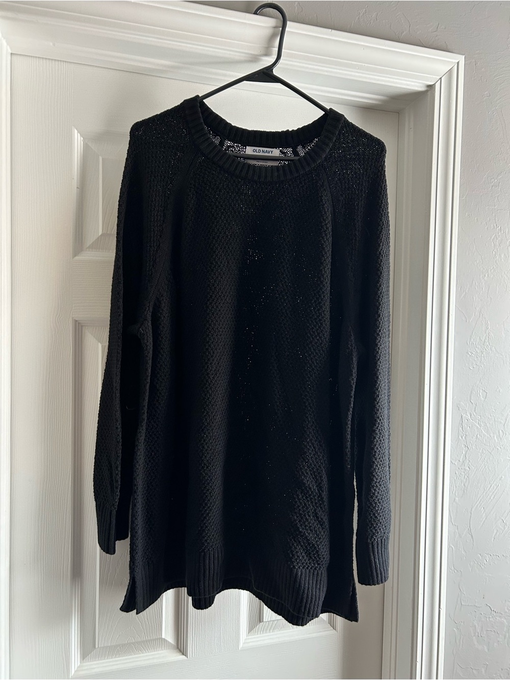 Old Navy Black Textured Crewneck Sweater - Women's